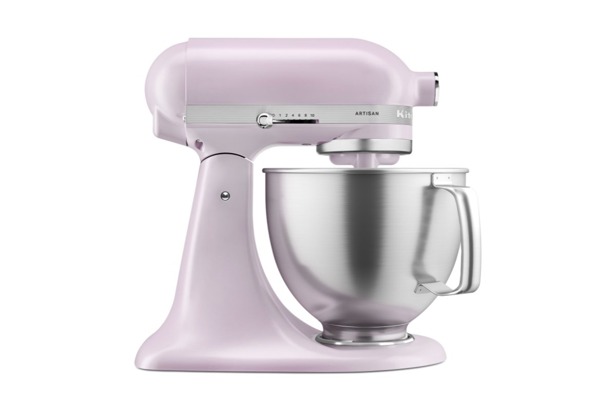 A lavender tilt-head mixer.