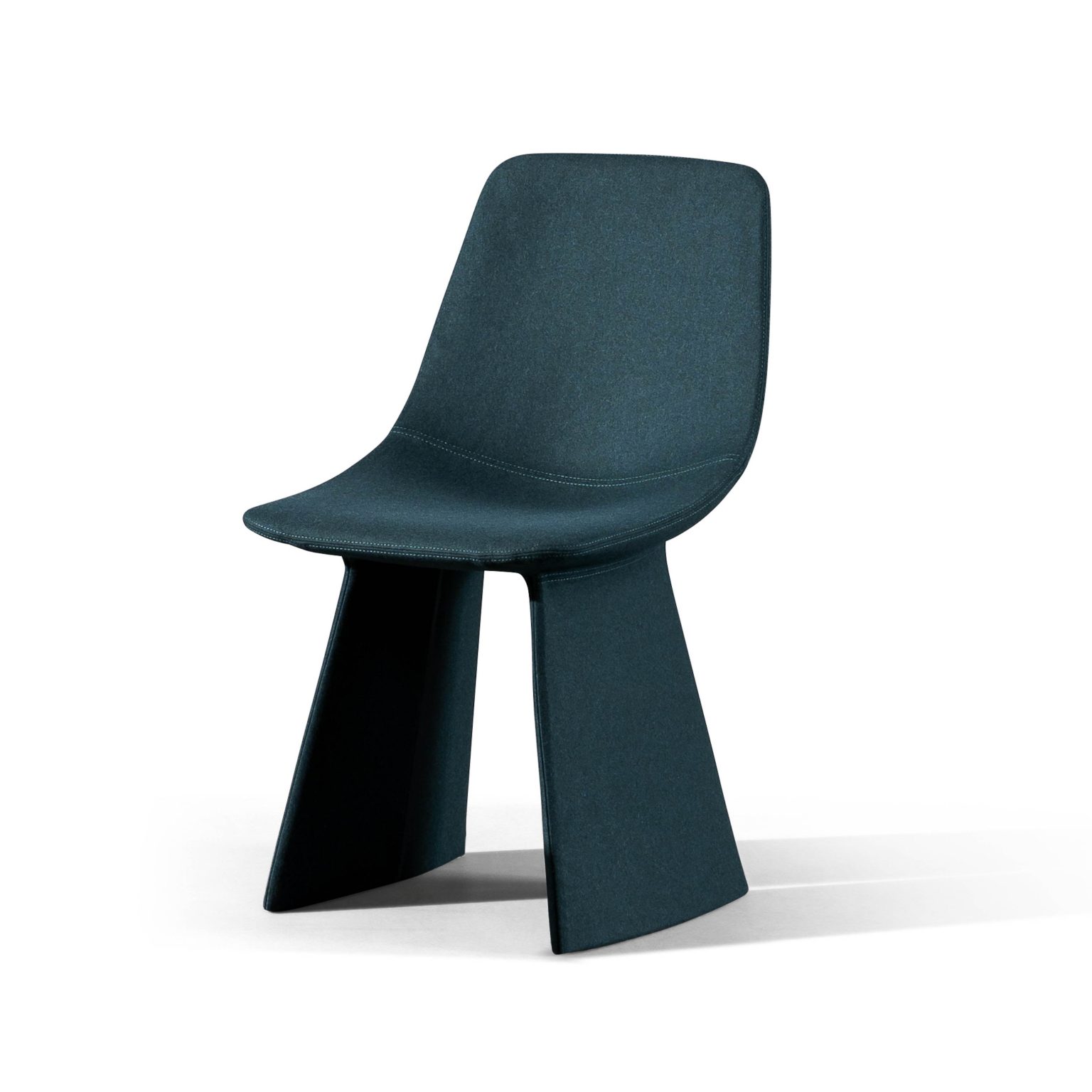 Chunky chairs 15 robust designs for dining and relaxing