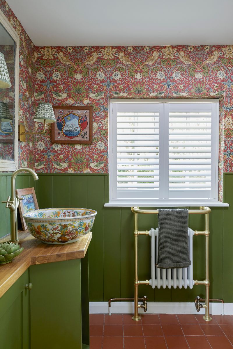 Eccentric English interiors how to get the Saltburn look