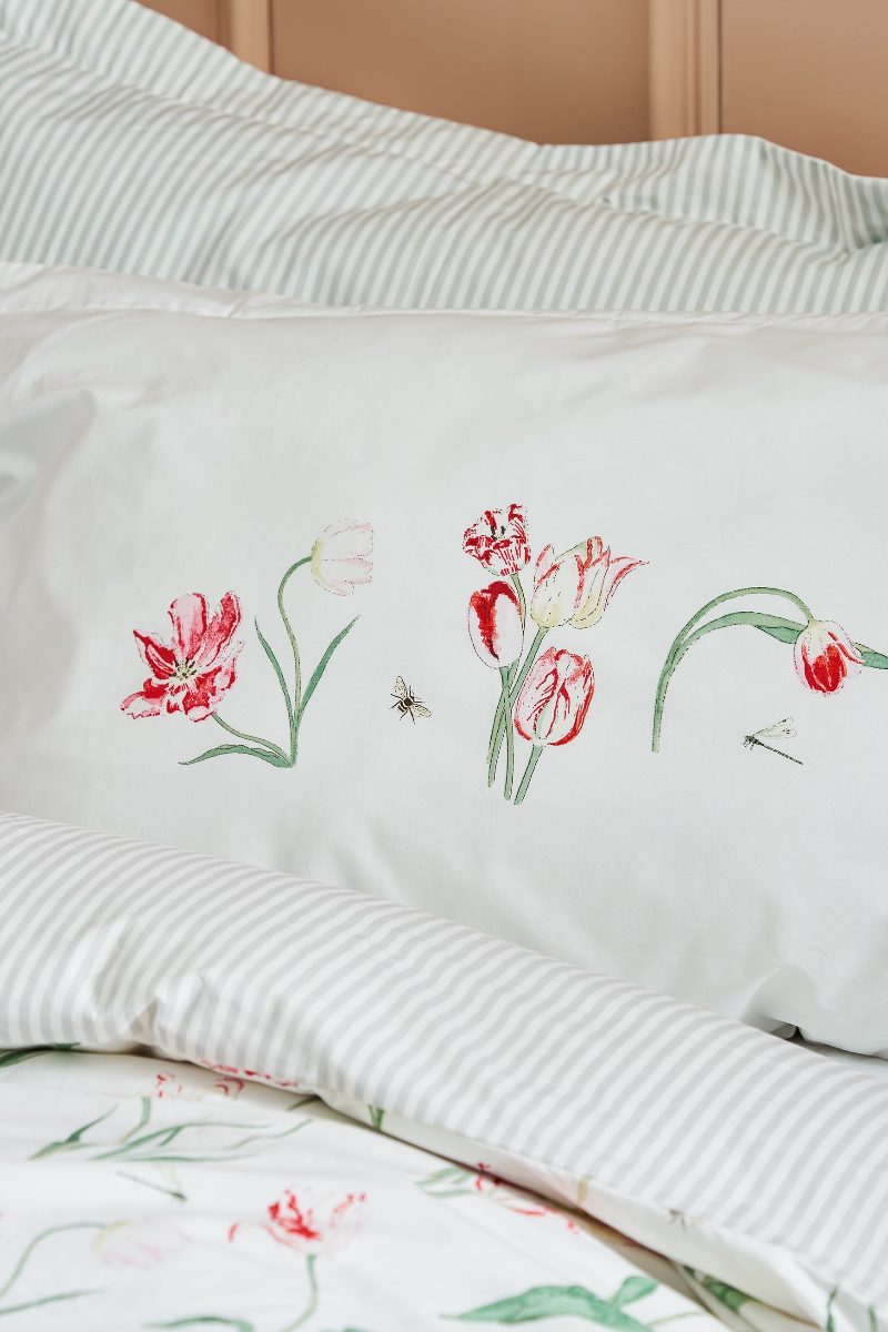 Floral bedding ideas to renew your sleep space