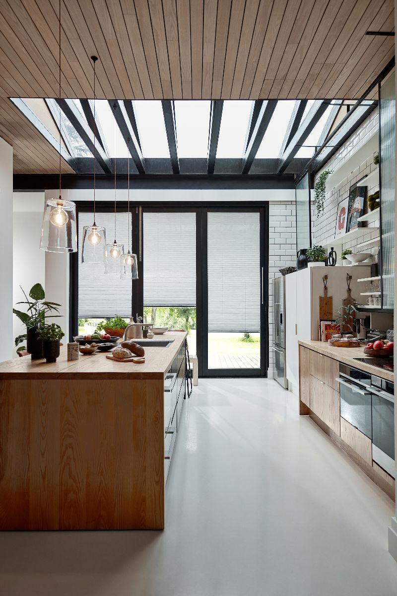 Window dressing ideas and tips for making the right purchase