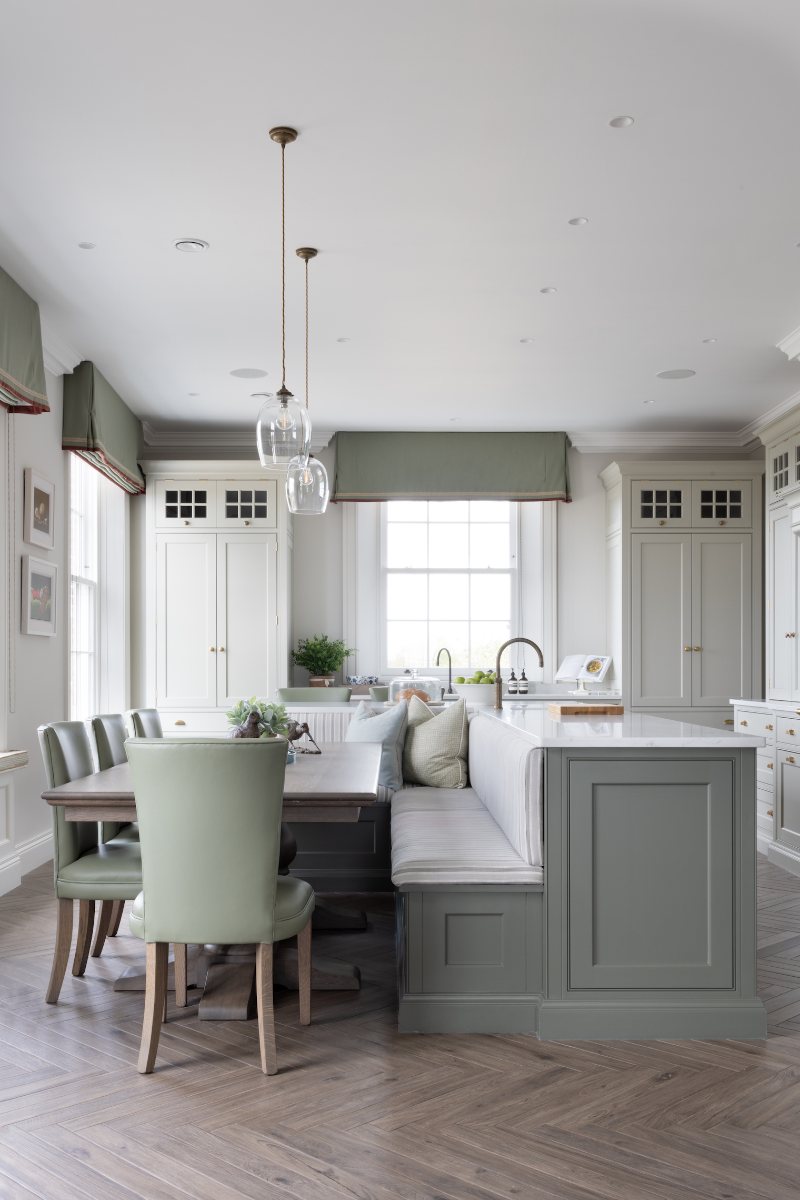 Kitchen islands with seating: design ideas for the whole family