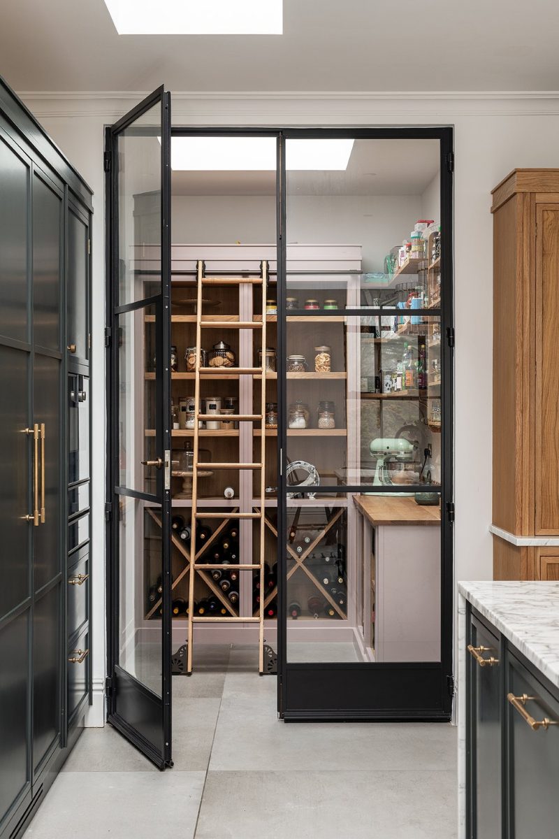 Pretty and practical walk-in pantry ideas for any kitchen size