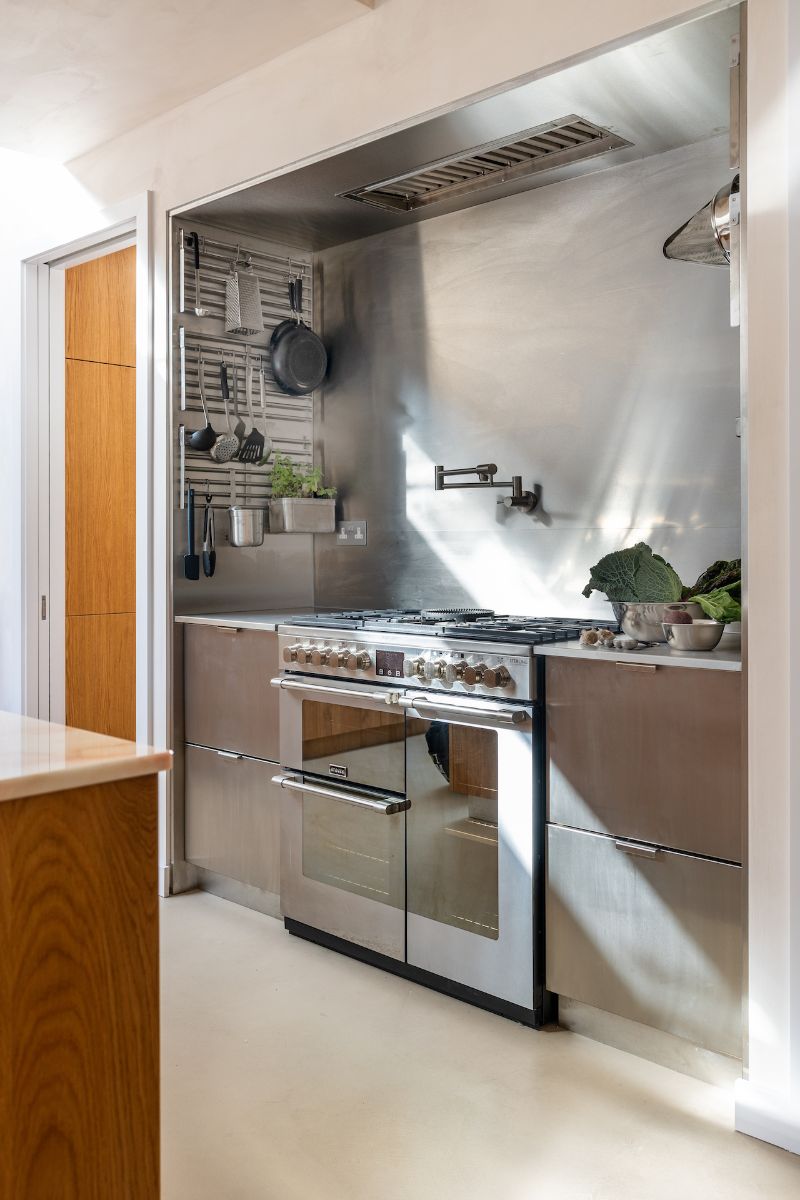 Top tips for designing your main kitchen cooking zone