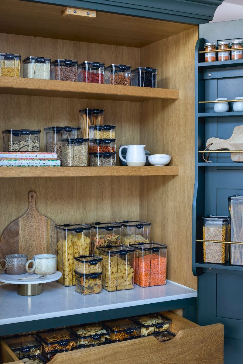 How to style your kitchen pantry like a pro, image size:800x1200
