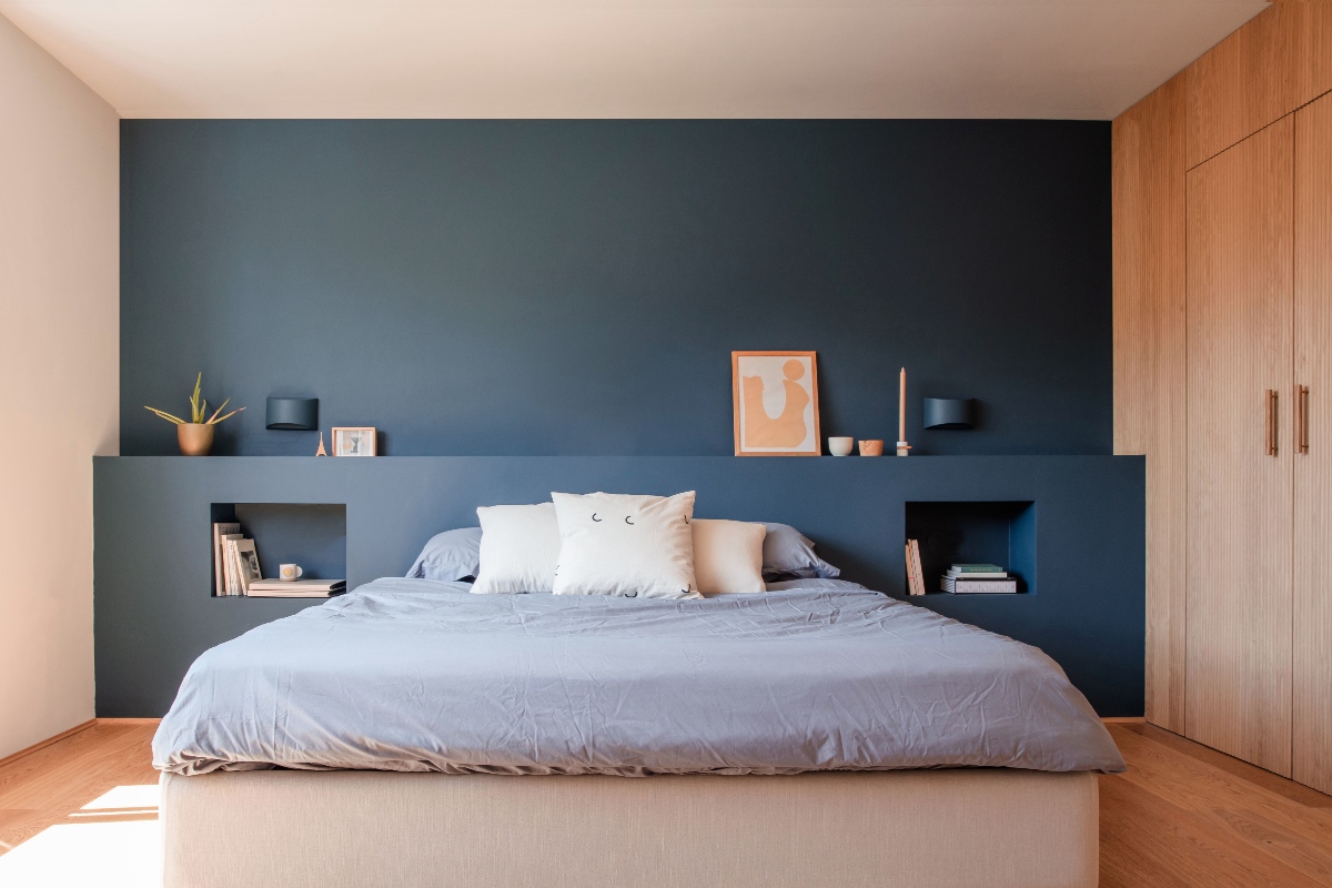 Loft conversion with a master bedroom with garden views, an ensuite, a home office, and a walk-in wardrobe.
