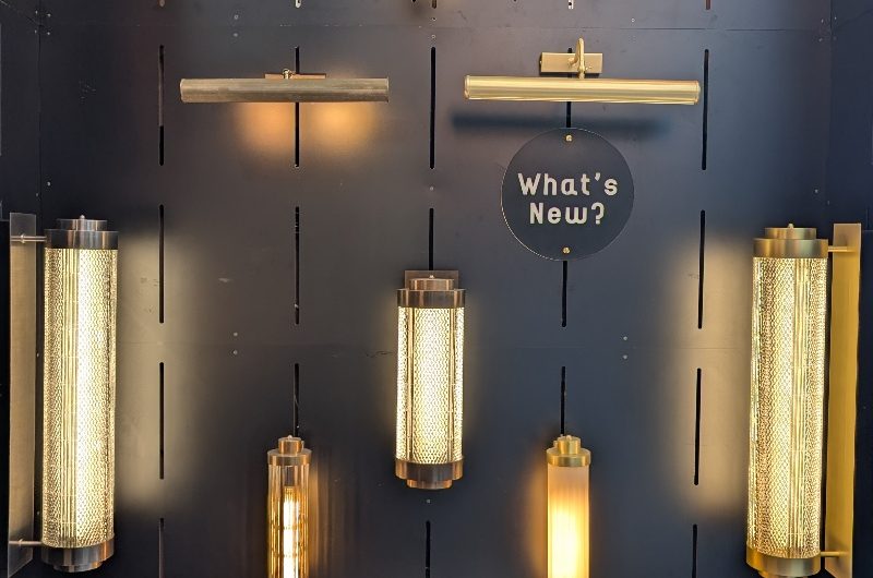 Lighting stand with Art Deco details at Decorex 2025.