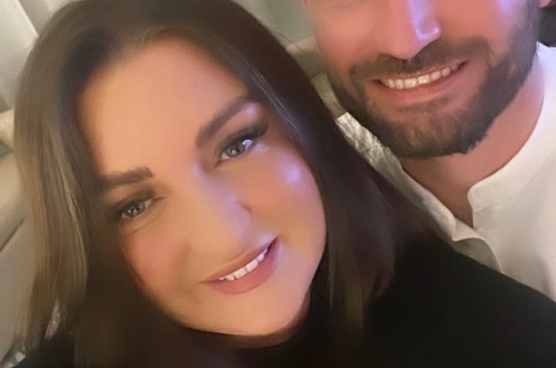 Portrait of homeowners.